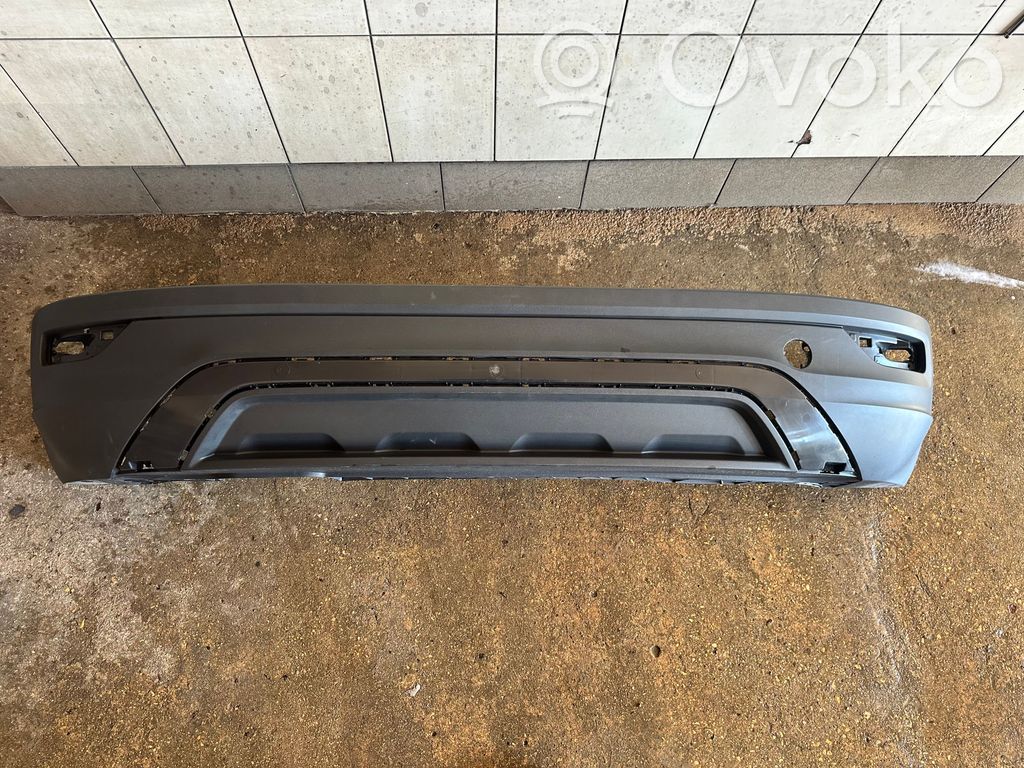 Volkswagen T-Cross Moldura inferior del parachoques trasero 