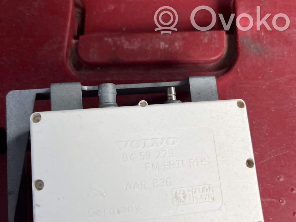 Volvo S80 Antenos stiprintuvas 