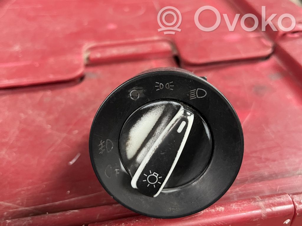 Volkswagen PASSAT B5 Light switch 