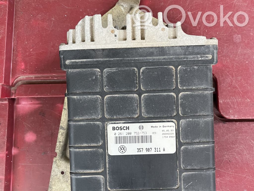 Engine control unit/module   357907311A,0261200752