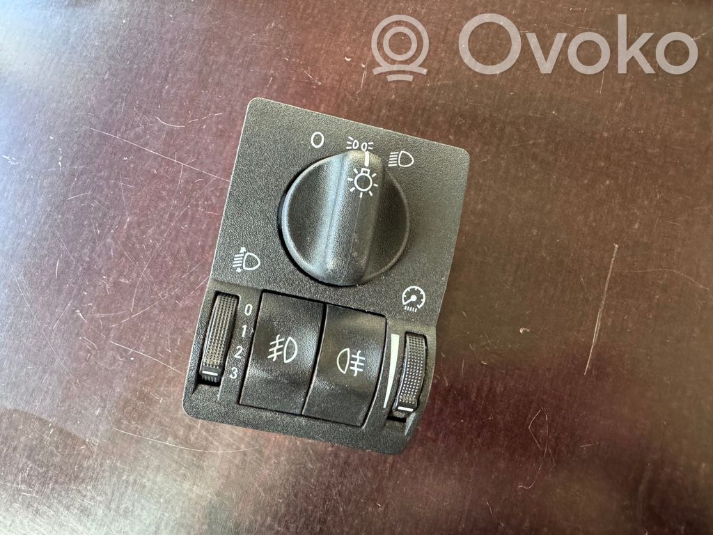 Opel Astra G Interruptor de luz 