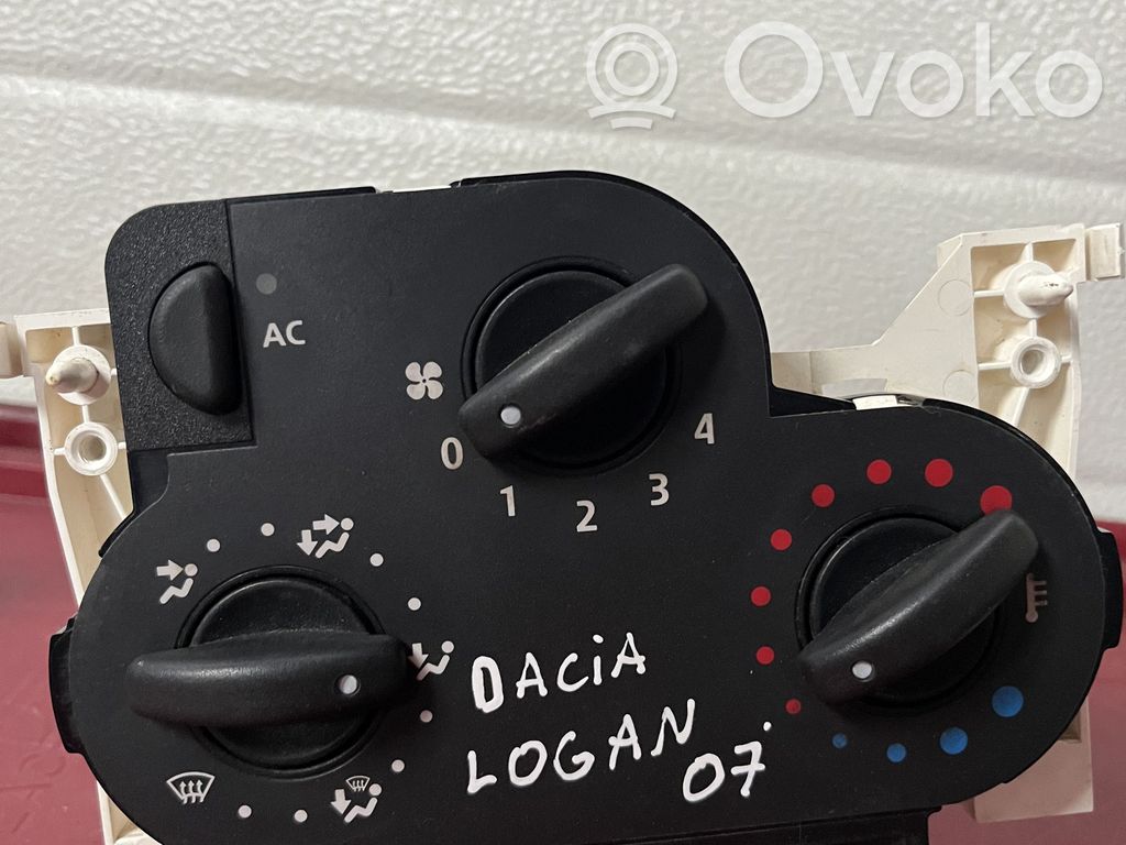 Dacia Logan I Air conditioner control unit module 