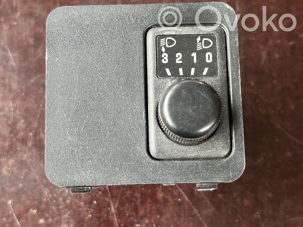 Nissan Almera Headlight level height control switch 