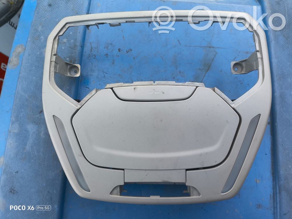Ford Mondeo MK IV Priekinių vietų apšvietimo žibintas 