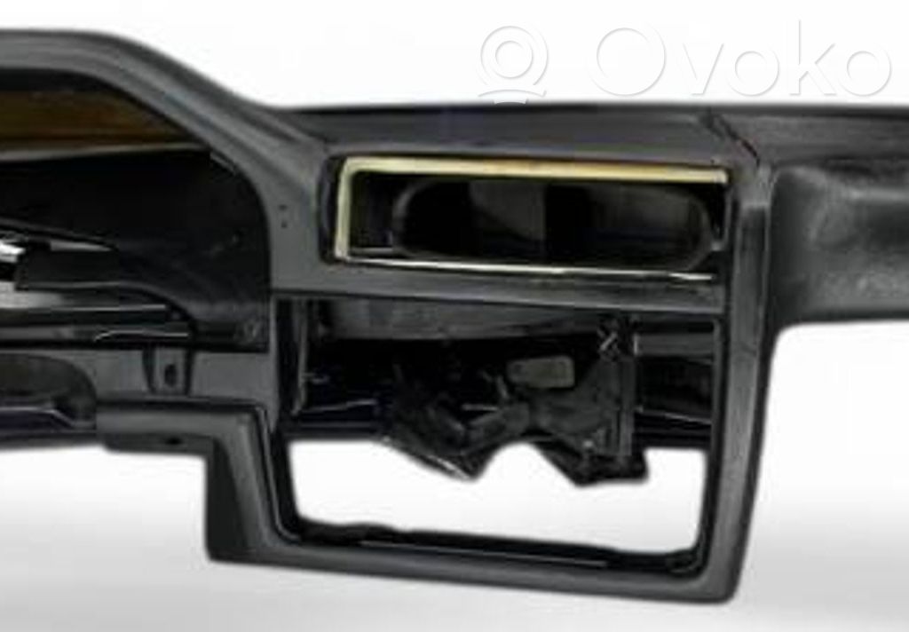 BMW 3 E30 Dashboard 