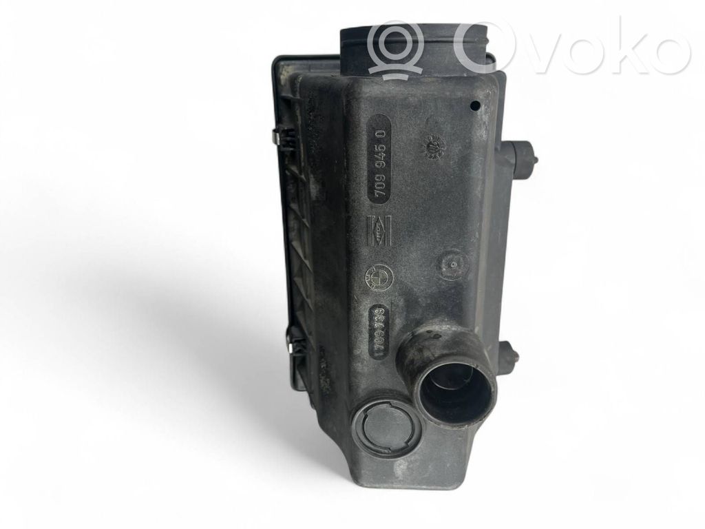 BMW 3 E30 Air filter box 