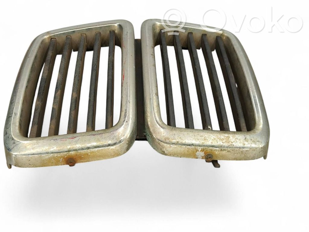 BMW 5 E28 Front grill 