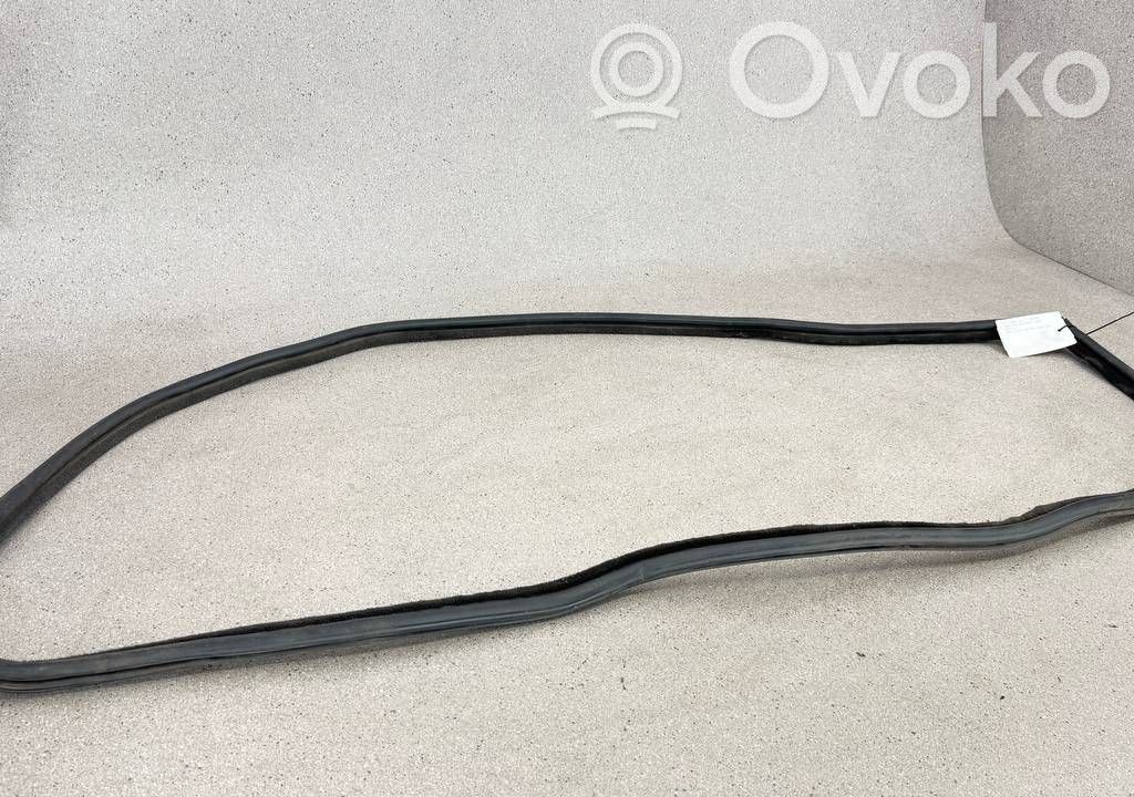 BMW 3 E30 Etuoven kumitiiviste 