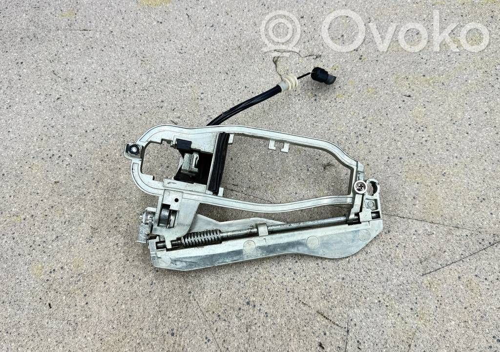 BMW X5 E53 Front door exterior handle 