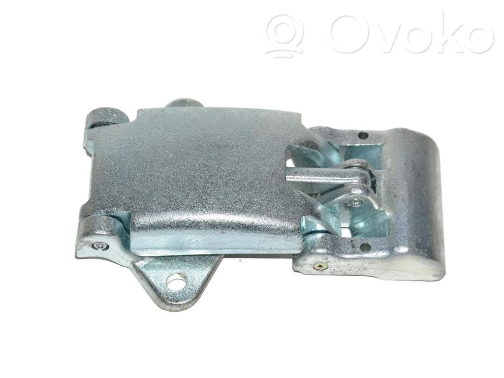 Iveco Daily 6th gen Rear door upper hinge 