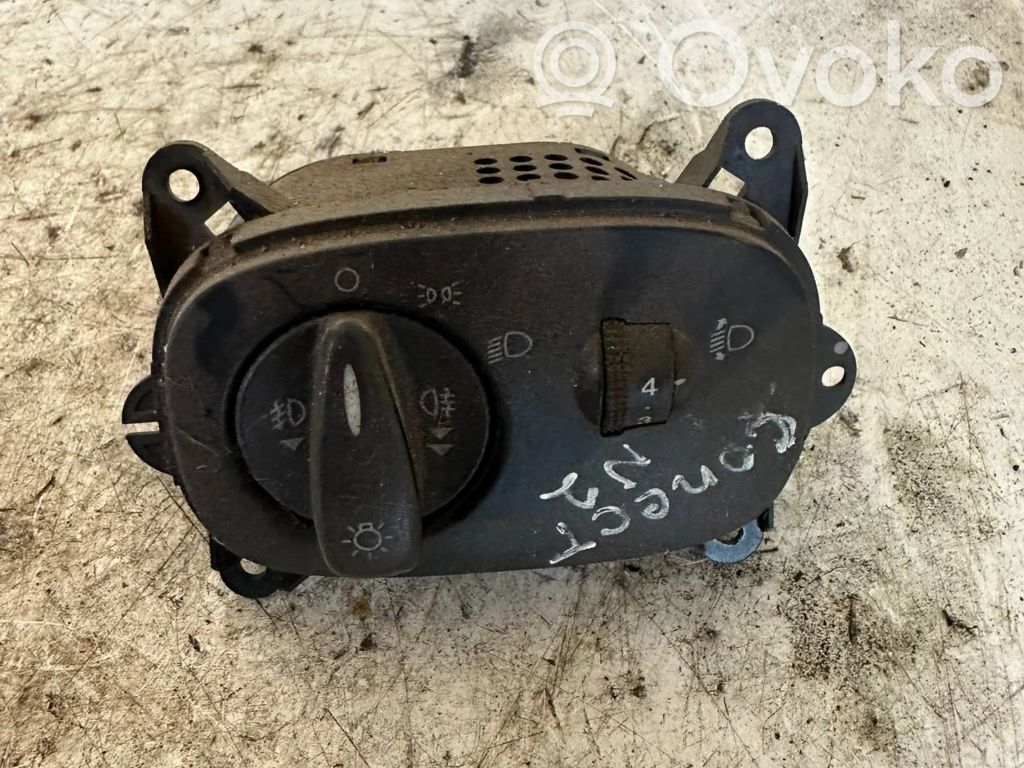 Light switch   YC1T13A024EB