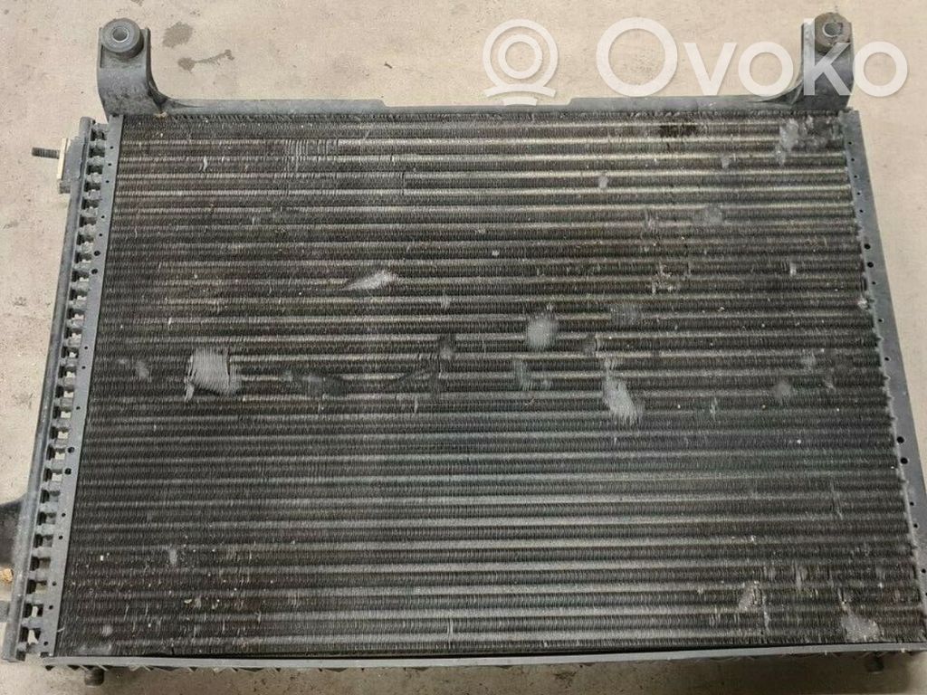 Gaisa kondicioniera dzeses radiators