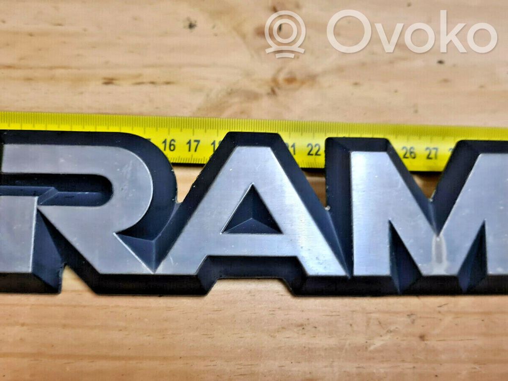 Dodge RAM Gamintojo ženkliukas/ modelio raidės 