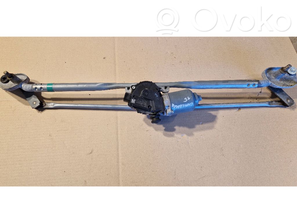 Wischermotor   05028756AD