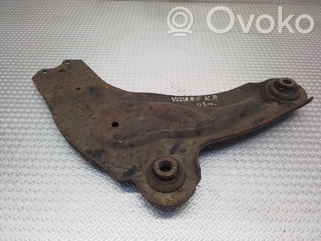 Opel Vivaro Рычаг 