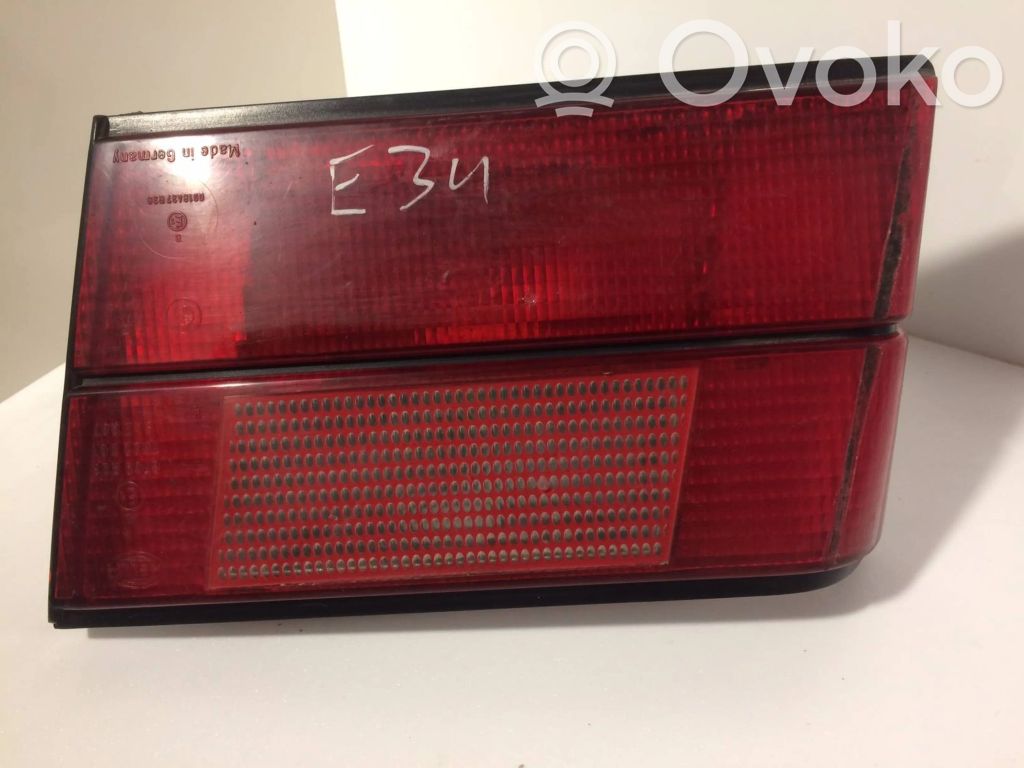 BMW 5 E34 Takaluukun takavalot 