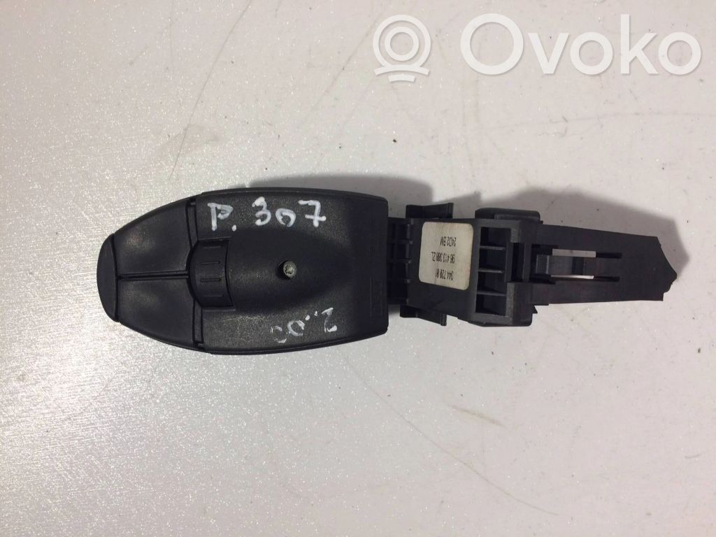 Peugeot 307 Interruptor de control multifunción 