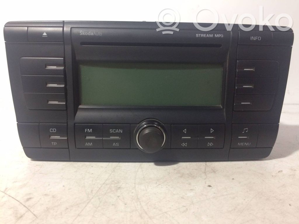 Skoda Octavia Mk2 (1Z) Unitate principală radio/CD/DVD/GPS 