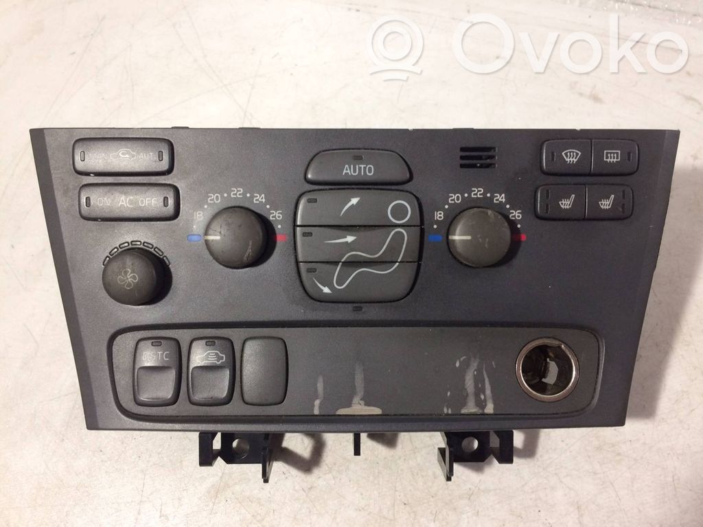 Volvo V70 Climate control unit 