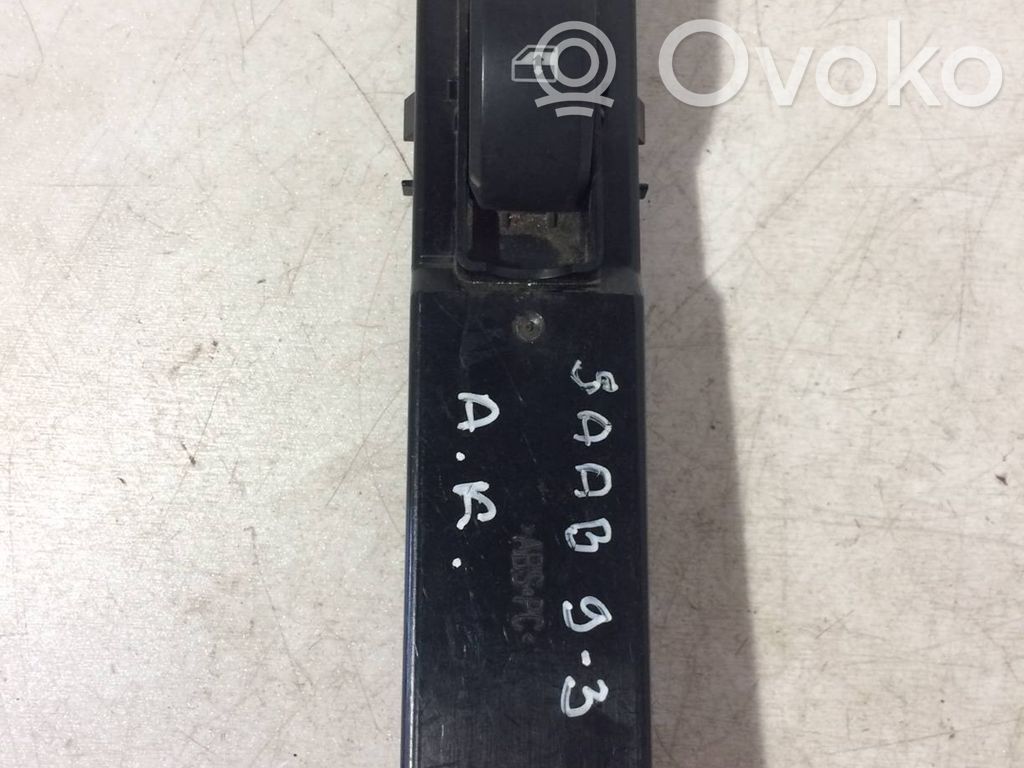 Electric window control switch   12799507,12800752