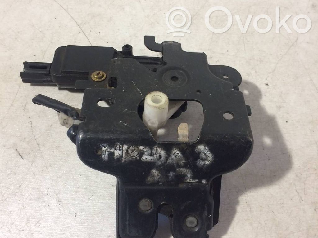 Tailgate/trunk/boot lock/catch/latch   B6724