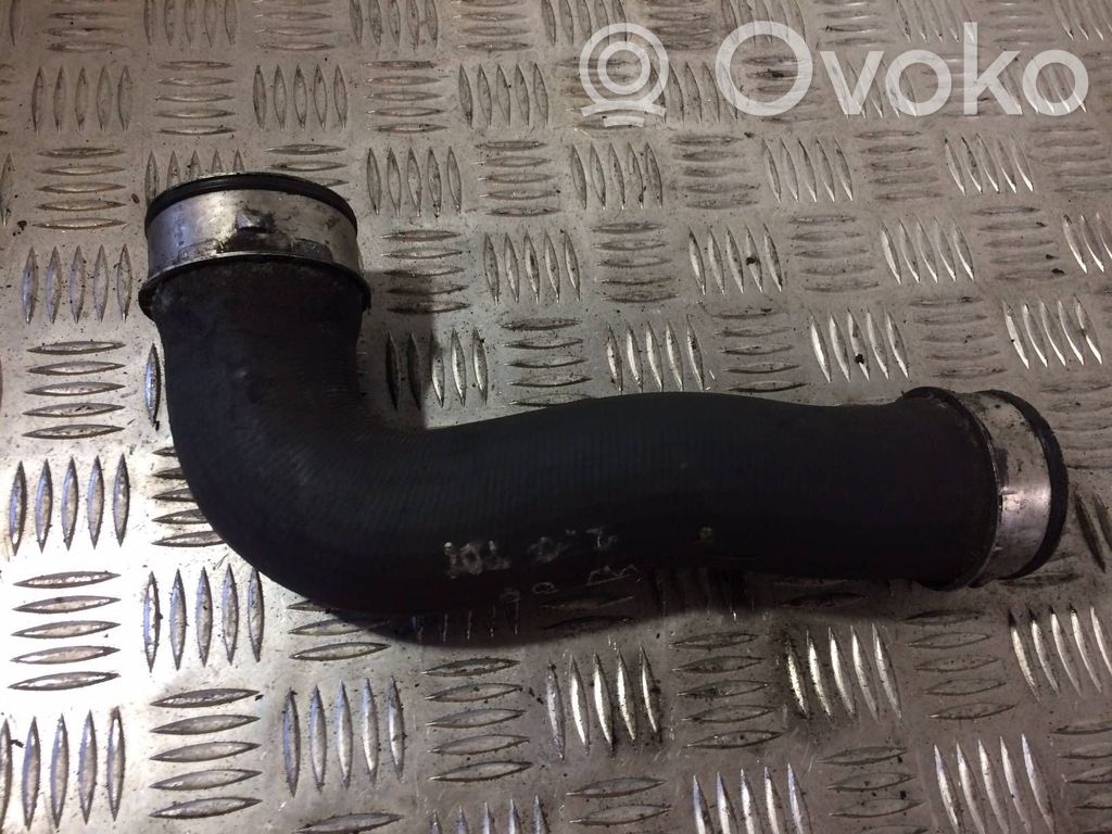 Skoda Octavia Mk2 (1Z) Välijäähdyttimen letku 