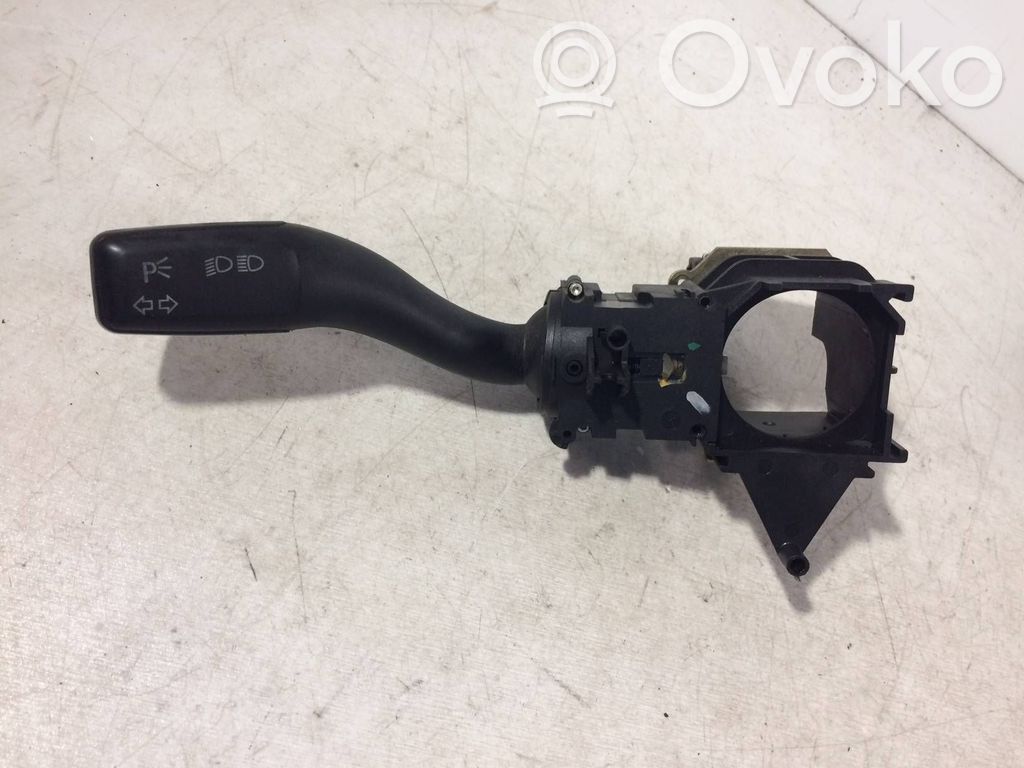 Audi A4 S4 B7 8E 8H Indicator stalk 