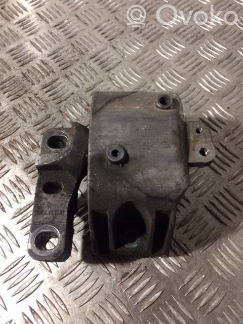 Volkswagen Transporter - Caravelle T5 Engine mount bracket 