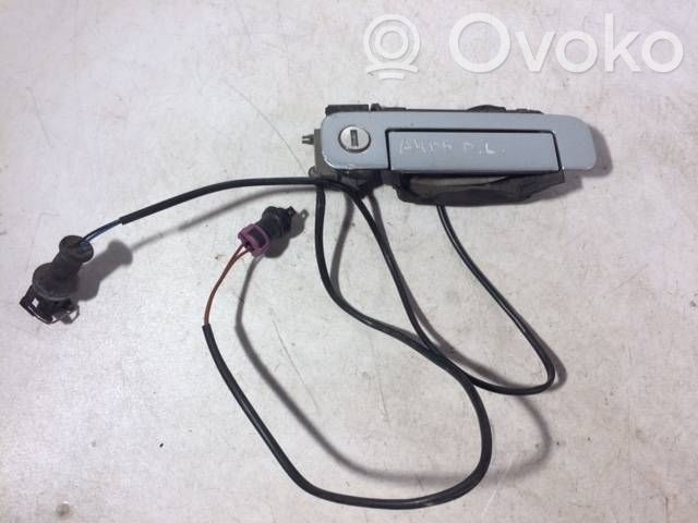 Audi A4 S4 B5 8D Front door exterior handle 