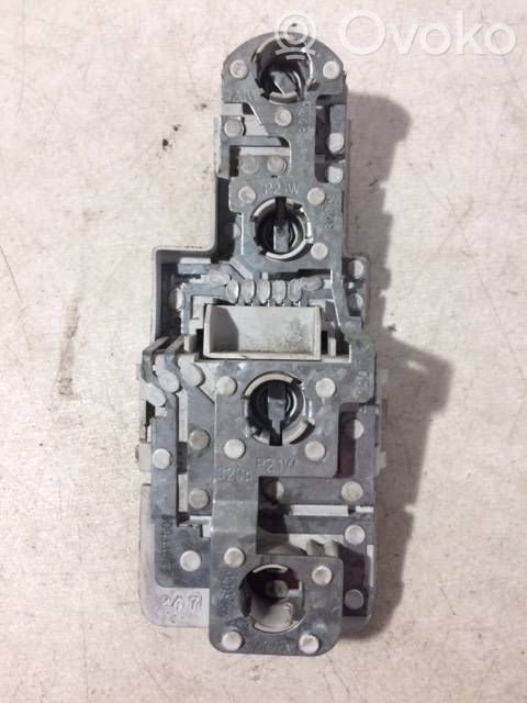 Lampa tylna   8L0945257