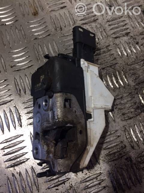 Citroen Berlingo Front door lock 
