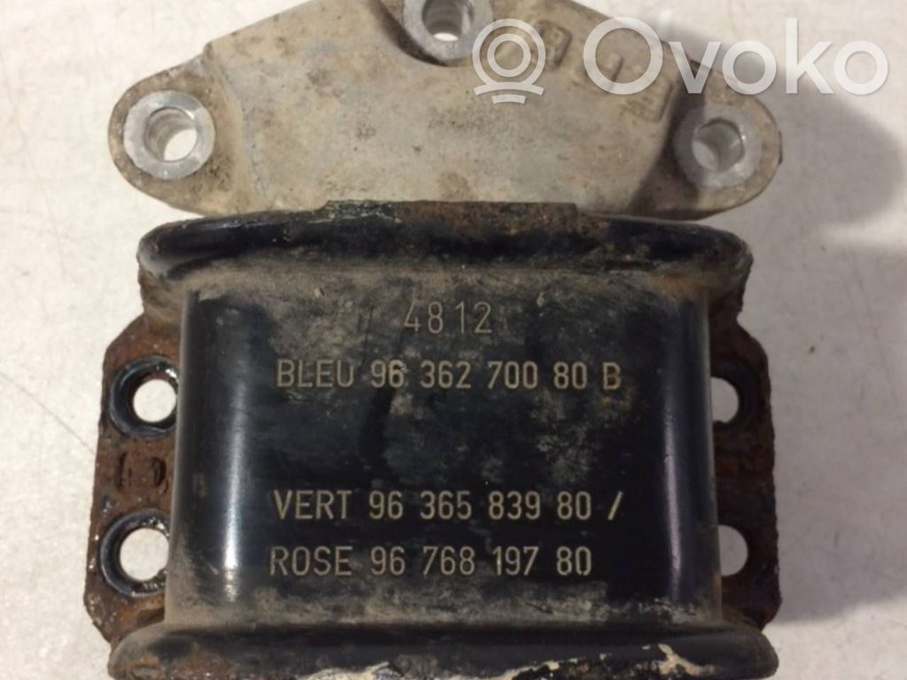 Citroen Berlingo Engine mount bracket 