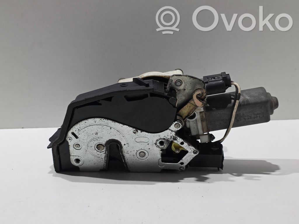 BMW 7 E65 E66 Front door lock 
