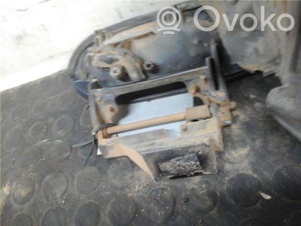 BMW 7 E38 Manecilla externa puerta trasera 