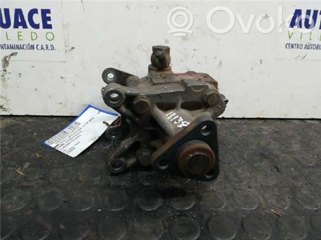 Power steering pump   2106125