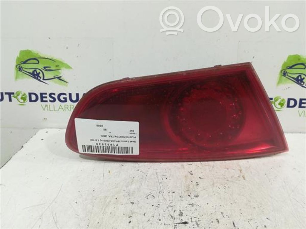 Lámpara de faros/luces traseros