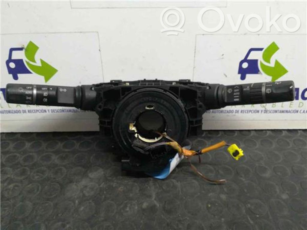 Interrupteur d’éclairage   D65166CS0