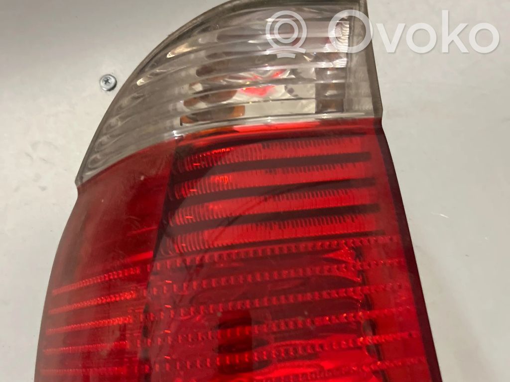 Rear/tail lights   6902531