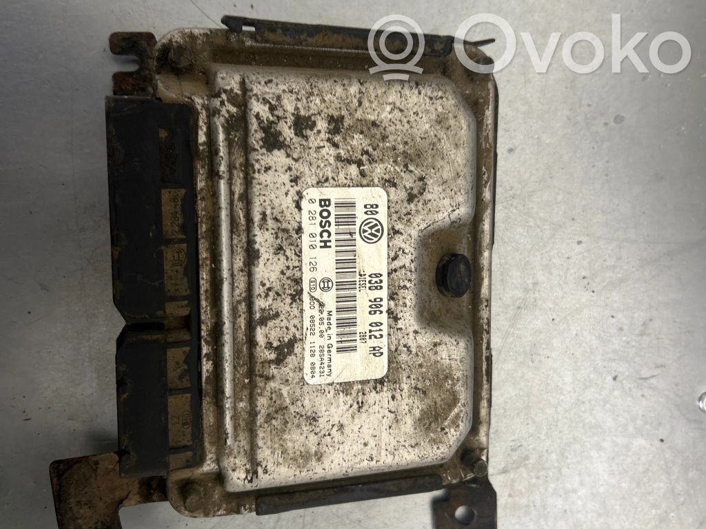 Volkswagen Golf IV Engine control unit/module 