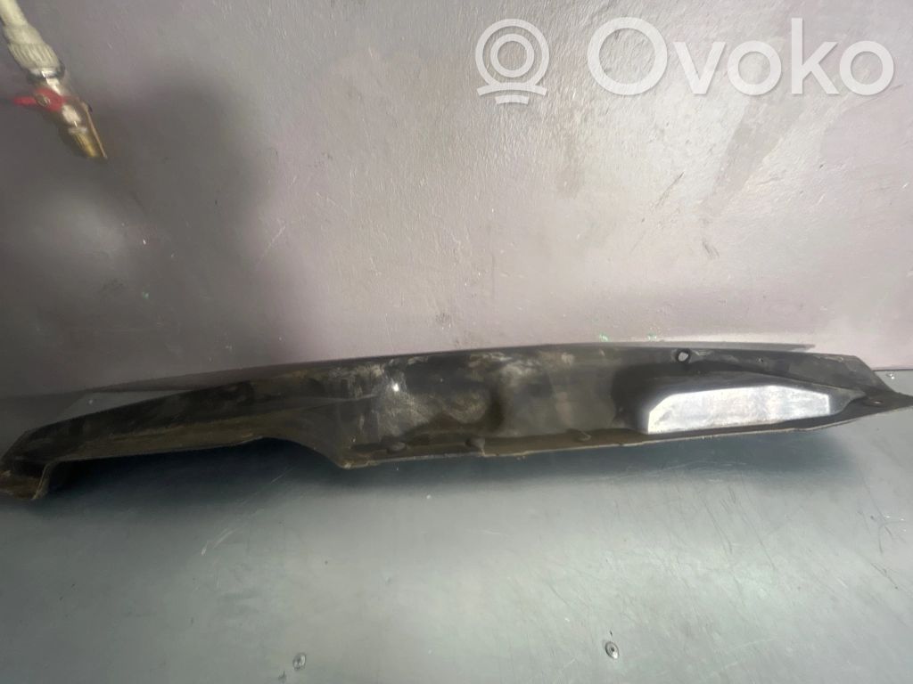 Ford Kuga I Pyyhinkoneiston lista 