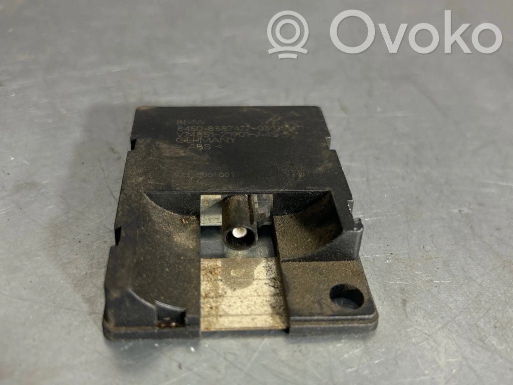 BMW 7 E65 E66 Antenos stiprintuvas 