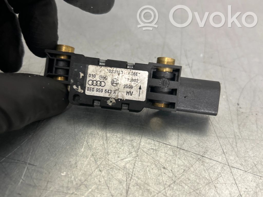 Audi A4 S4 B6 8E 8H Airbag deployment crash/impact sensor 