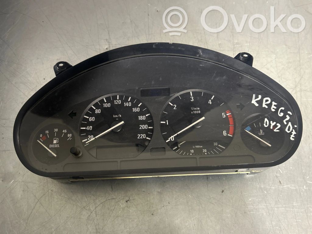 BMW 3 E36 Spidometras (prietaisų skydelis) 