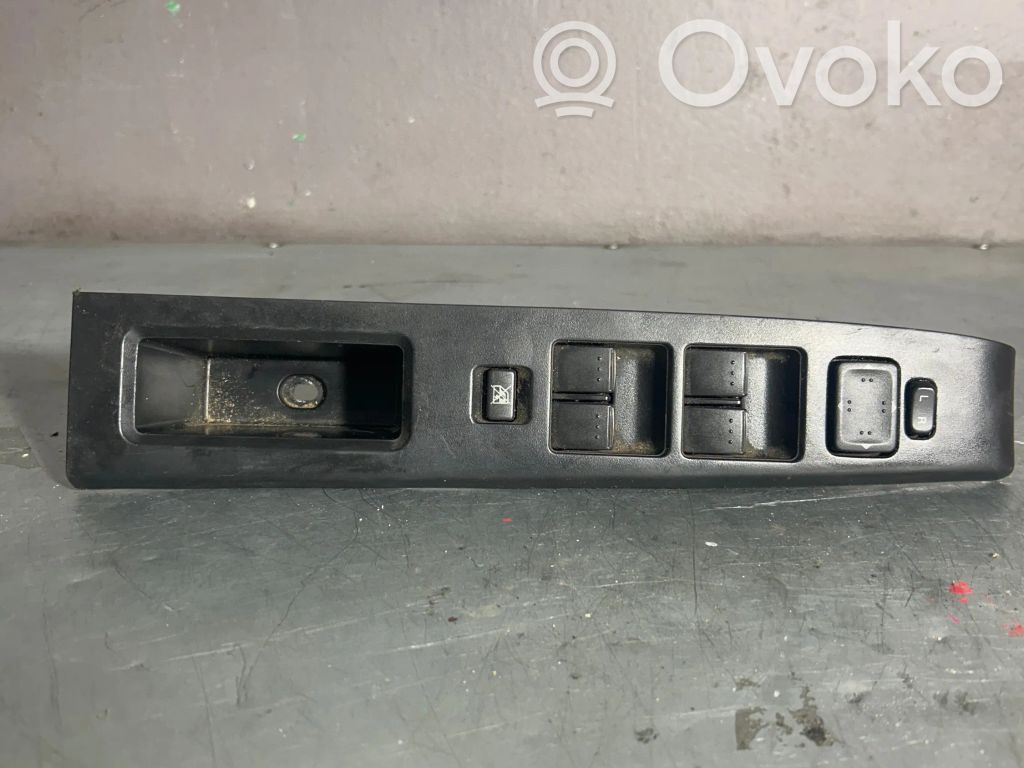 Mazda 5 Electric window control switch 