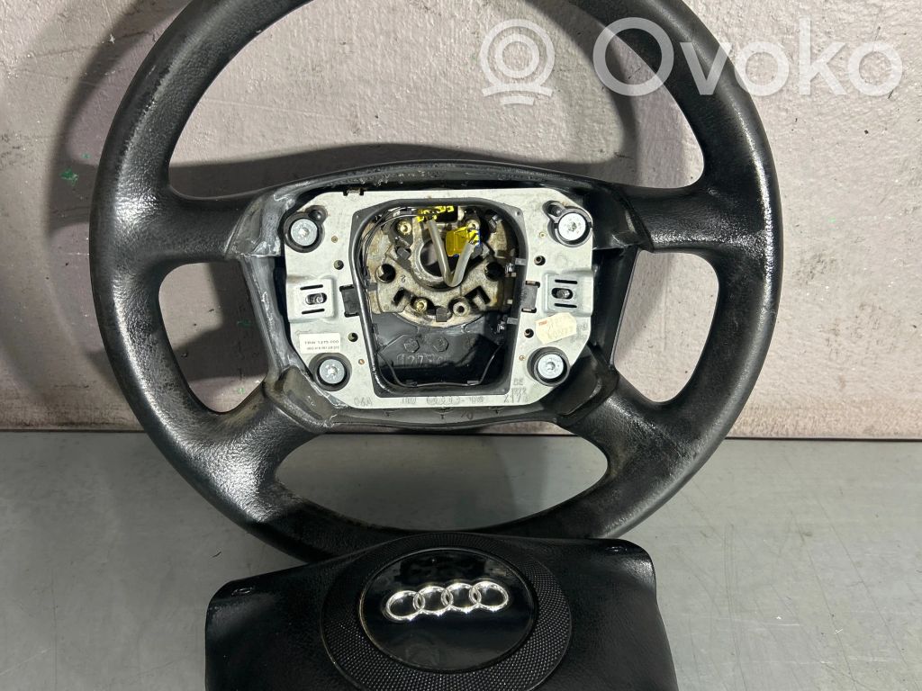 Audi A6 S6 C5 4B Ohjauspyörä 