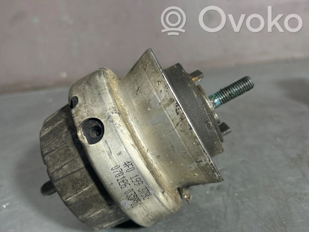 Audi A6 S6 C6 4F Engine mount bracket 