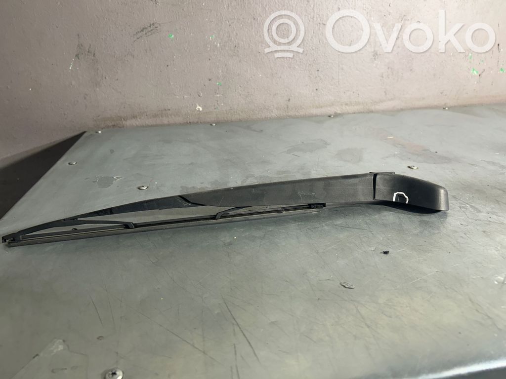 Ford Focus Wischerarm Heckscheibe 