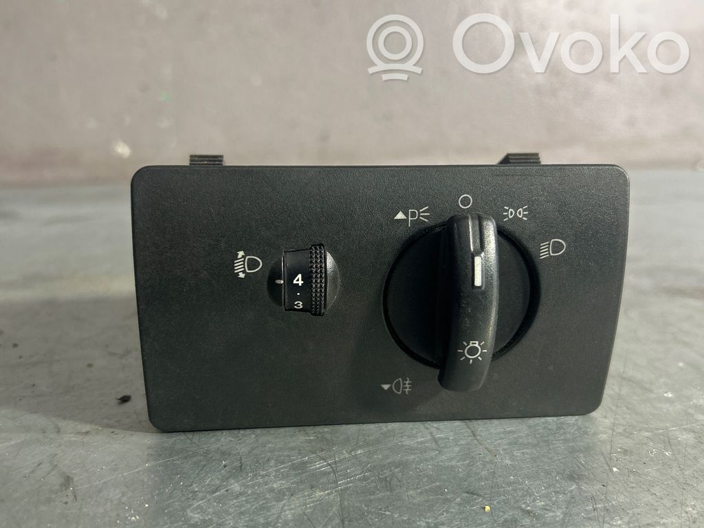 Ford Mondeo Mk III Light switch 