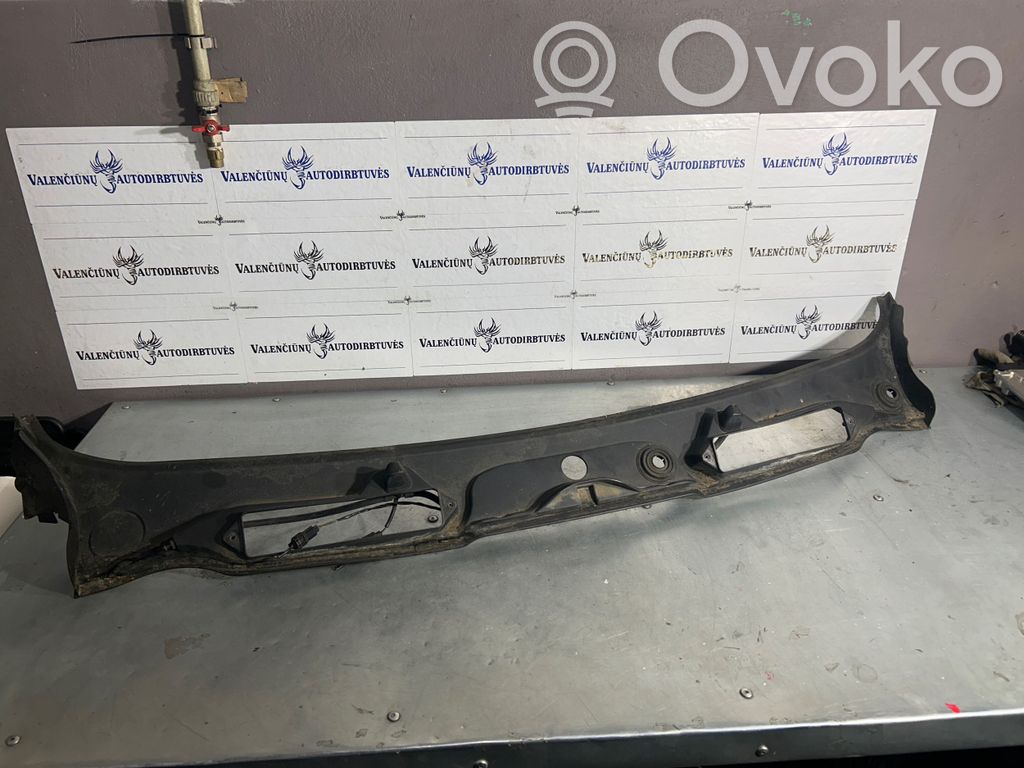 BMW 3 E90 E91 Wiper trim 