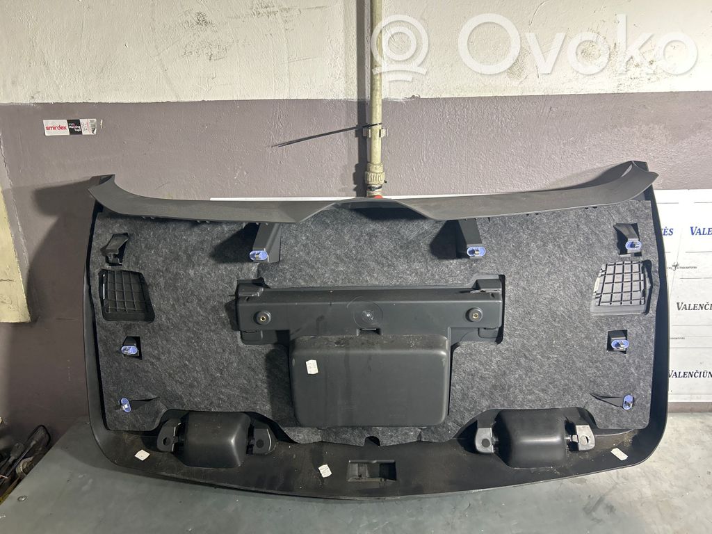 Opel Astra J Poszycie / Tapicerka tylnej klapy bagażnika 